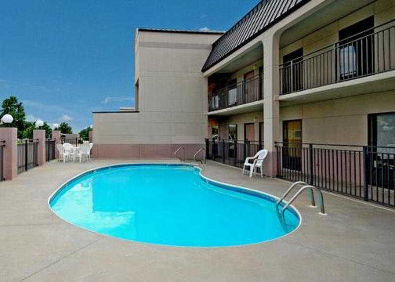 Quality Inn Us65 & E Battlefield Rd Springfield Létesítmények fotó