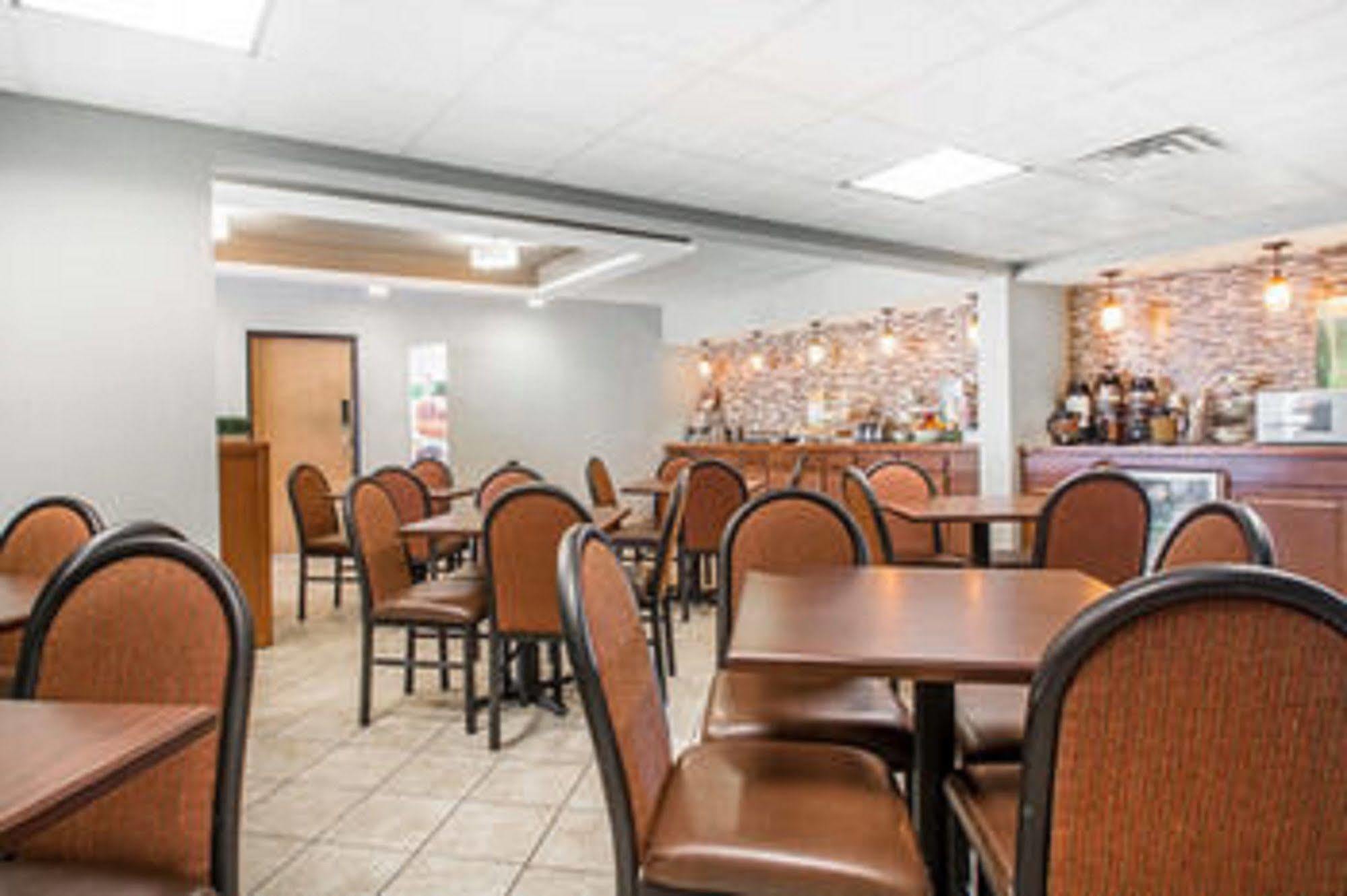Quality Inn Us65 & E Battlefield Rd Springfield Kültér fotó